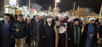 تصاویر / حضور باشکوه مردم شهرستان آبیک در رثای قائد امت
