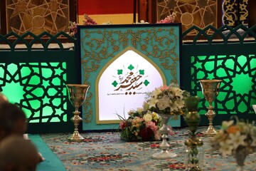 تصاویر/ آیین ترتیل خوانی قرآن کریم در امامزاده سید جعفر(ع) محمد استان یزد