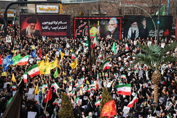 تصاویر/ تجمع باشکوه مردم اردبیل در خون خواهی امام شهید و دفاع از ایران