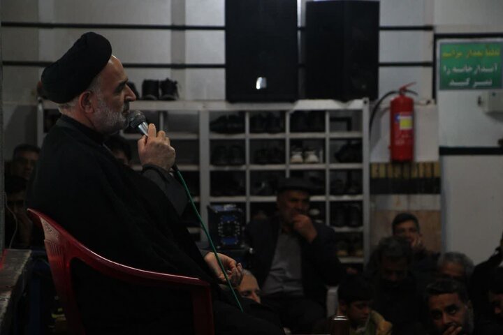 تصاویر/ تجمع مردم‌ داغدار شهر زرند در خونخواهی قائد امت