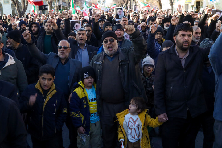 تصاویر/ فریاد خونخواهی رهبر شهید در شهرکرد