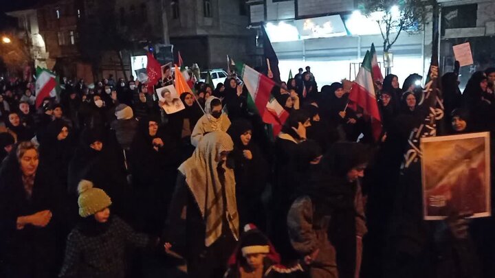 تصاویر/ خروش انقلابی مردم اليگودرز در فراغ رهبر شهید انقلاب