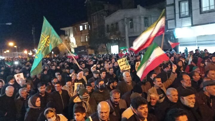 تصاویر/ خروش انقلابی مردم اليگودرز در فراغ رهبر شهید انقلاب