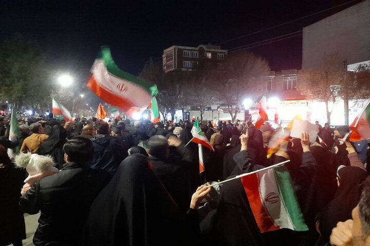 تصاویر/ حضور خود جوش امت امام خامنه‌ای در کرمانشاه