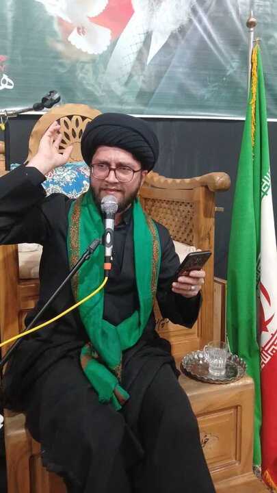 تصاویر/حضور مردم انقلابی شهر نوش آباد ، در سوگ امام خامنه ای