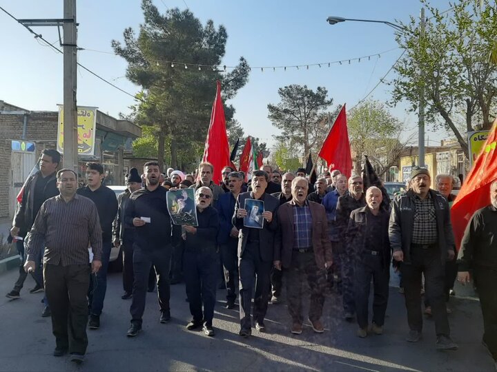 تصاویر/حضور مردم انقلابی شهر نوش آباد ، در سوگ امام خامنه ای