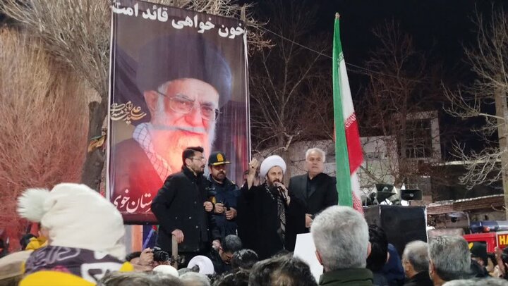 تصایر/ تجمع مردم خوی در سوگ رهبر معظم انقلاب