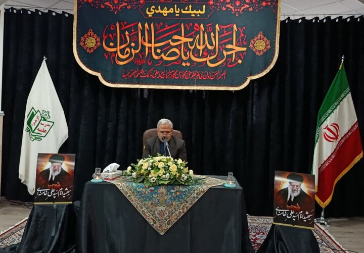 تصاویر/ مراسم عزاداری طلاب و اساتید مدارس علمیه خواهران ارومیه در مدرسه علمیه الزهرا (س)