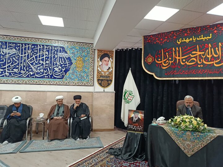 تصاویر/ مراسم عزاداری طلاب و اساتید مدارس علمیه خواهران ارومیه در مدرسه علمیه الزهرا (س)