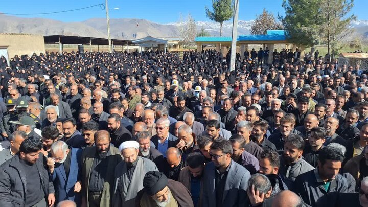 تصاویر/مراسم تشییع باشکوه پیکر مطهر شهید سروان رضا یوسفوند در سلسله