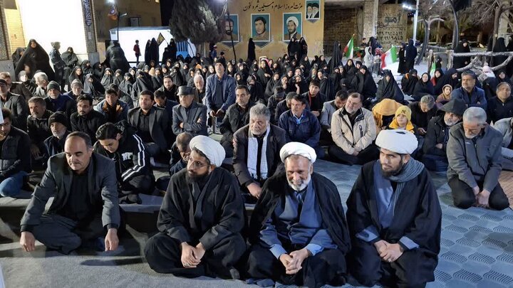 تصاویر/ اجتماع و فریاد انتقام‌خواهی در هوای سرد کشکوئیه