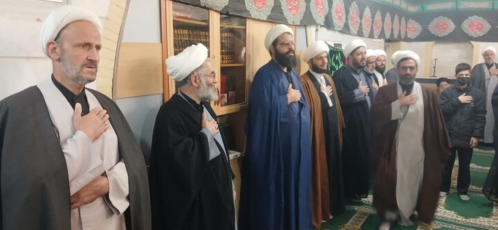 تصاویر / گرد همایی روحانیون شهرستان نهاوند به مناسبت شهادت قائد امت