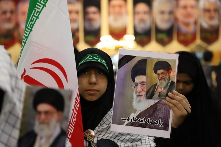 اجتماع بزرگ دختران سید علی