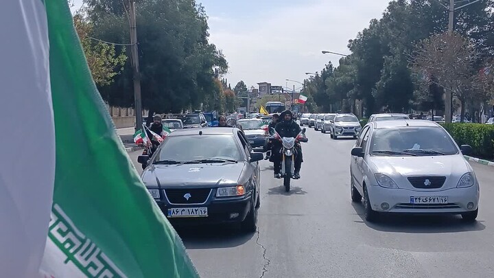 تصاویر/ راهپیمایی کاروان مردمی خودرویی و موتوری «عاشقان حضرت امام شهید»