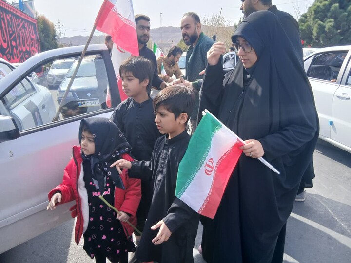 تصاویر/ راهپیمایی کاروان مردمی خودرویی و موتوری «عاشقان حضرت امام شهید»