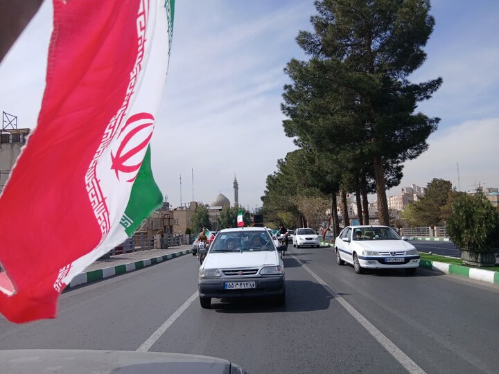 تصاویر/ راهپیمایی کاروان مردمی خودرویی و موتوری «عاشقان حضرت امام شهید»