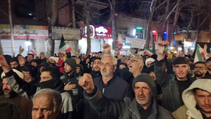 اجتماع پرشور بزرگداشت رهبر شهید در دماوند