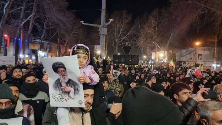 اجتماع پرشور بزرگداشت رهبر شهید در دماوند