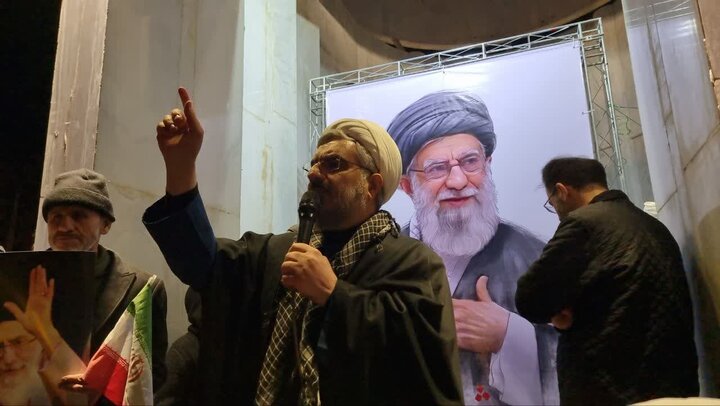 اجتماع پرشور بزرگداشت رهبر شهید در دماوند