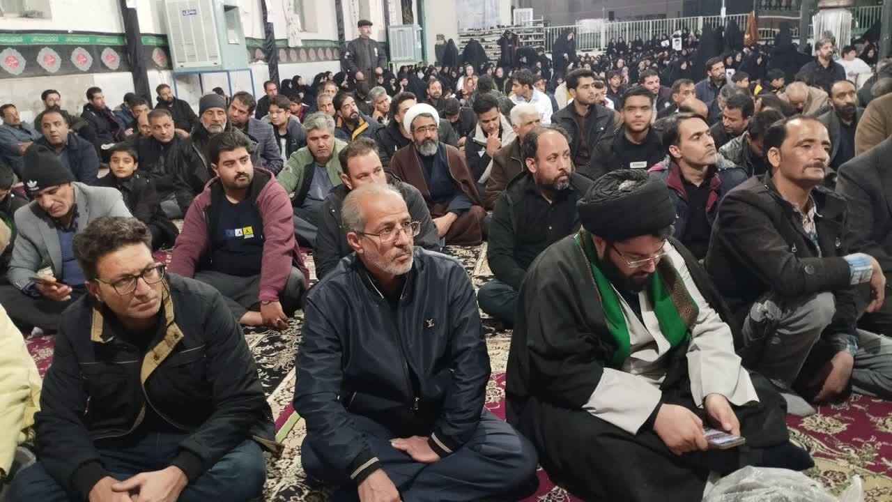 تصاویر/ تجمع مردم‌ شهر کوهبنان در عزای قائد امت