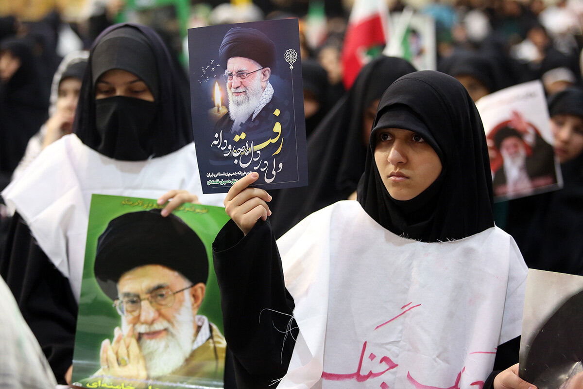تجدید پیمان دختران قمی با آرمان‌های رهبر شهیدشان در اجتماع «دختران سید علی» +تصاویر