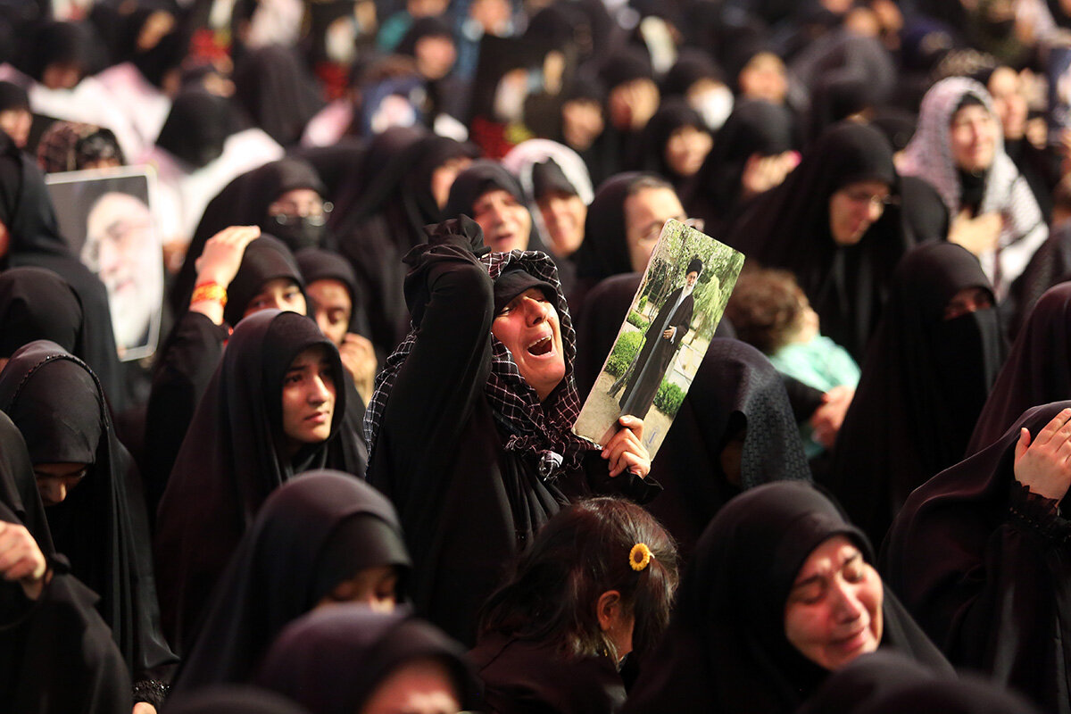 تجدید پیمان دختران قمی با آرمان‌های رهبر شهیدشان در اجتماع «دختران سید علی» +تصاویر