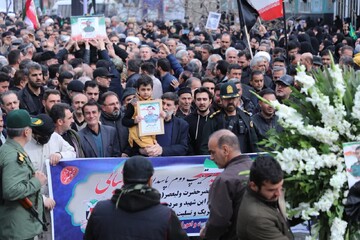 تصاویر/ تشییع پیکر مطهر سردار سرتیپ دوم پاسدار شهید علی زینالی توسط مردم انقلابی و شهیدپرور شهرستان خوی