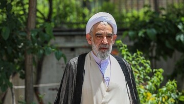 حضرت آیت‌الله سید مجتبی خامنه‌ای فقیهی شجاع و آشنا به شرایط بین‌المللی است