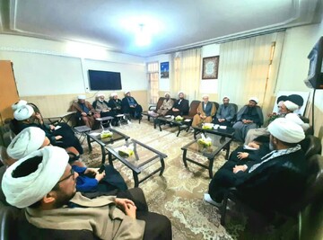 نشست بلاغ مبین مدیران مدارس علمیه کاشان برگزار شد+عکس