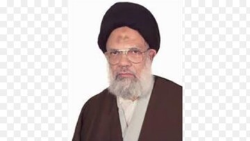 بیت آیت‌الله حائری: خون شهید آیت‌الله العظمی خامنه‌ای شجره طیبه انقلاب را مستحکم‌تر می‌کند