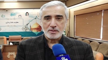 بیش از ۹۰ درصد بیماران خاص از داروهای ایرانی استفاده می‌کنند/در تأمین دارو و شیرخشک مشکلی نداریم