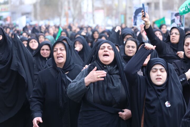 تصاویر/ تشییع پیکر مطهر سردار سرتیپ دوم پاسدار شهید علی زینالی توسط مردم انقلابی و شهیدپرور شهرستان خوی