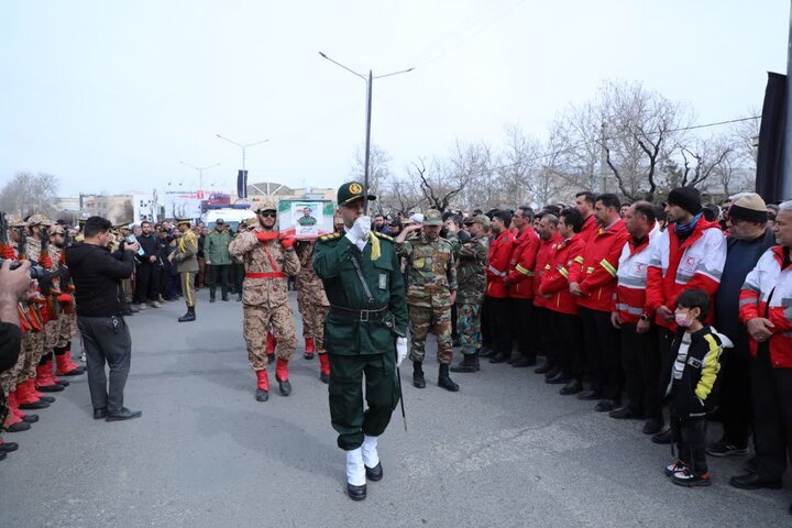 تصاویر/ تشییع پیکر مطهر سردار سرتیپ دوم پاسدار شهید علی زینالی توسط مردم انقلابی و شهیدپرور شهرستان خوی