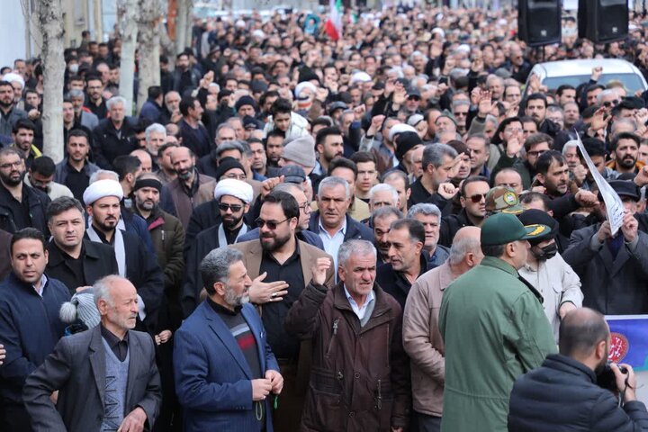 تصاویر/ تشییع پیکر مطهر سردار سرتیپ دوم پاسدار شهید علی زینالی توسط مردم انقلابی و شهیدپرور شهرستان خوی