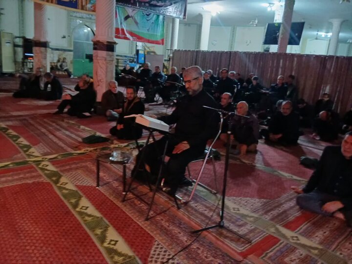 تصاویر/ اجتماع قرآنی به یاد شهید آیت الله العظمی خامنه ای در مسجد ولیعصر(عج)