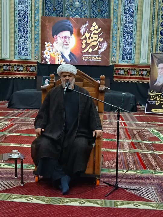 تصاویر/ اجتماع قرآنی به یاد شهید آیت الله العظمی خامنه ای در مسجد ولیعصر(عج)