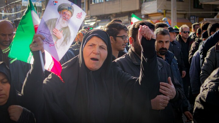 تصاویر/ تشییع پیکر دو شهید والامقام در حمله جنایتکارانه آمریکایی و صهیونی