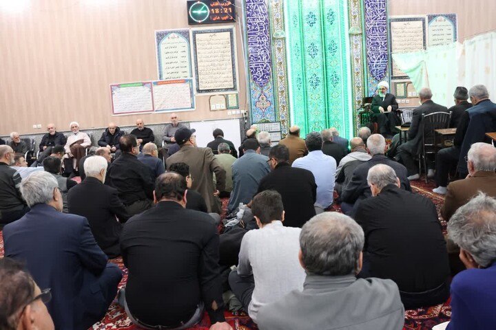 تصاویر / بازدید میدانی مدیر مرکز رسیدگی به امور مساجد استان آذربایجان شرقی از مساجد سطح شهر تبریز