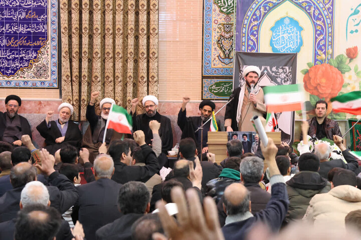 حوزه / محفل انس با قرآن کریم و اجتماع عزاداران شهر خلجان