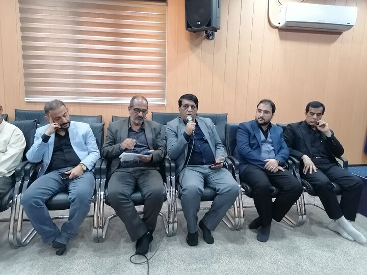 تصاویر/ محفل شعر امین در بوشهر