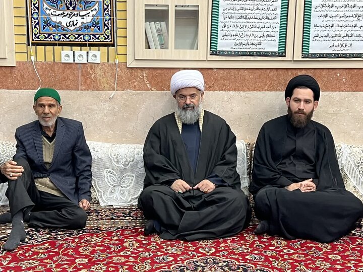 تصاویر/ حضور امام جمعه خورموج در جمع اهالی مسجدالنبی(ص)