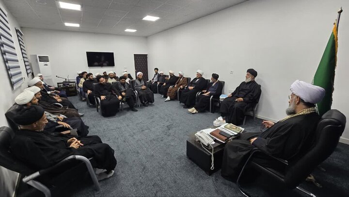 تصاویر/ نشست طلاب و مبلغان در شهرستان دشتی