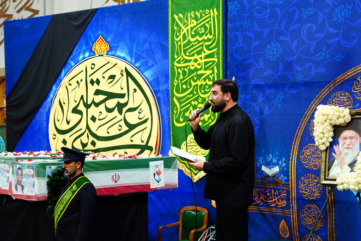 وداع با پیکر ۱۱ شهید حملات آمریکایی صهیونی در حرم حضرت معصومه (س)