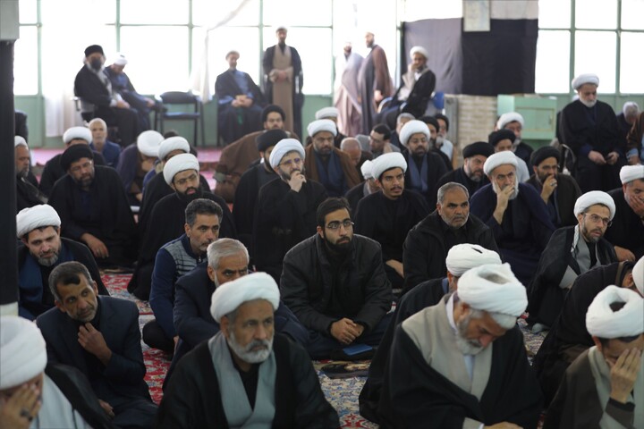 تصاویر/ اجتماع برزگ طلاب و روحانیون یزد برگزار شد