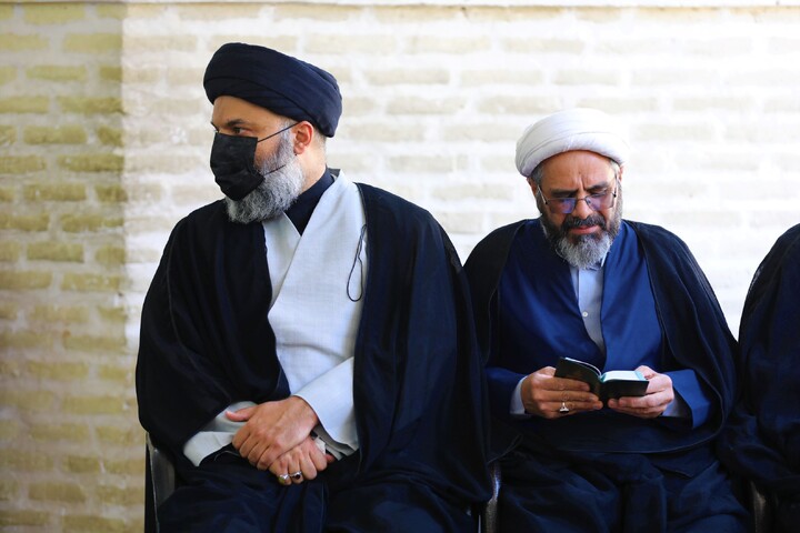 تصاویر/ اجتماع برزگ طلاب و روحانیون یزد برگزار شد
