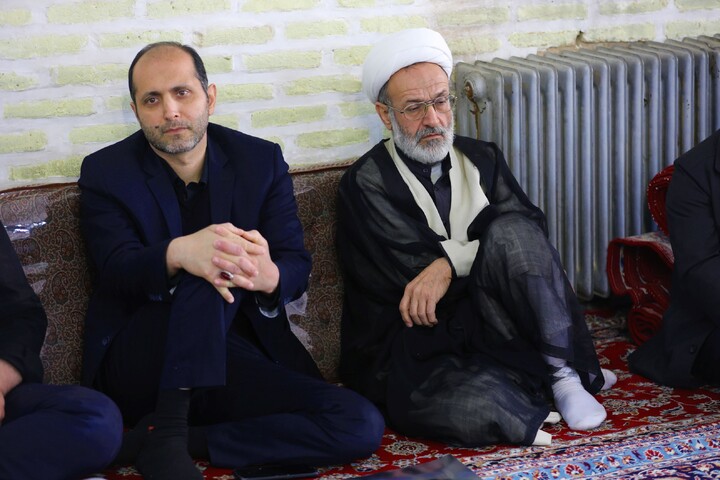 تصاویر/ اجتماع برزگ طلاب و روحانیون یزد برگزار شد