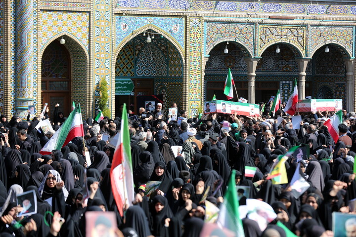 تصاویر/ مراسم تشییع شهدای حمله آمریکای جنایتکار و رژیم منحوس صهیونیستی به ساختمان دبیرخانه مجلس خبرگان رهبری