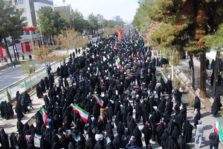 تصاویر/ مراسم تشییع پیکر مطهر شهدای هوانیروز در کرمان