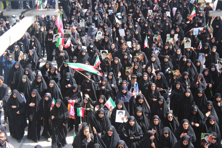تصاویر/ مراسم تشییع پیکر مطهر شهدای هوانیروز در کرمان