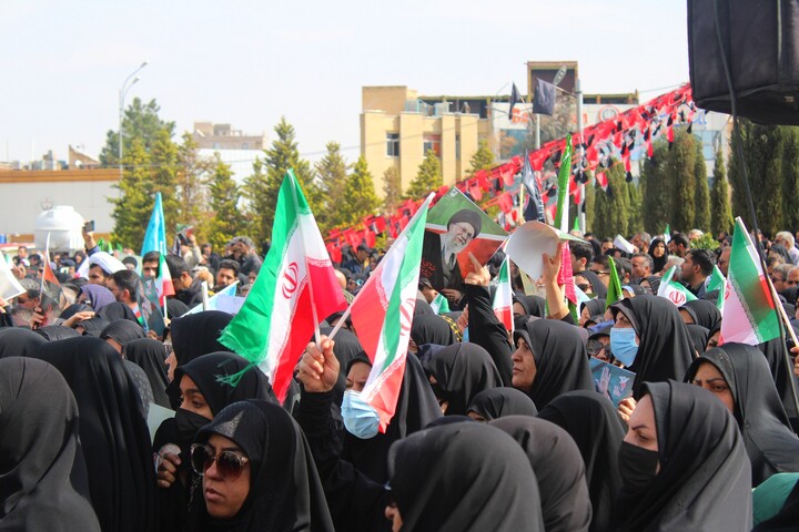 تصاویر/ مراسم تشییع پیکر مطهر شهدای هوانیروز در کرمان